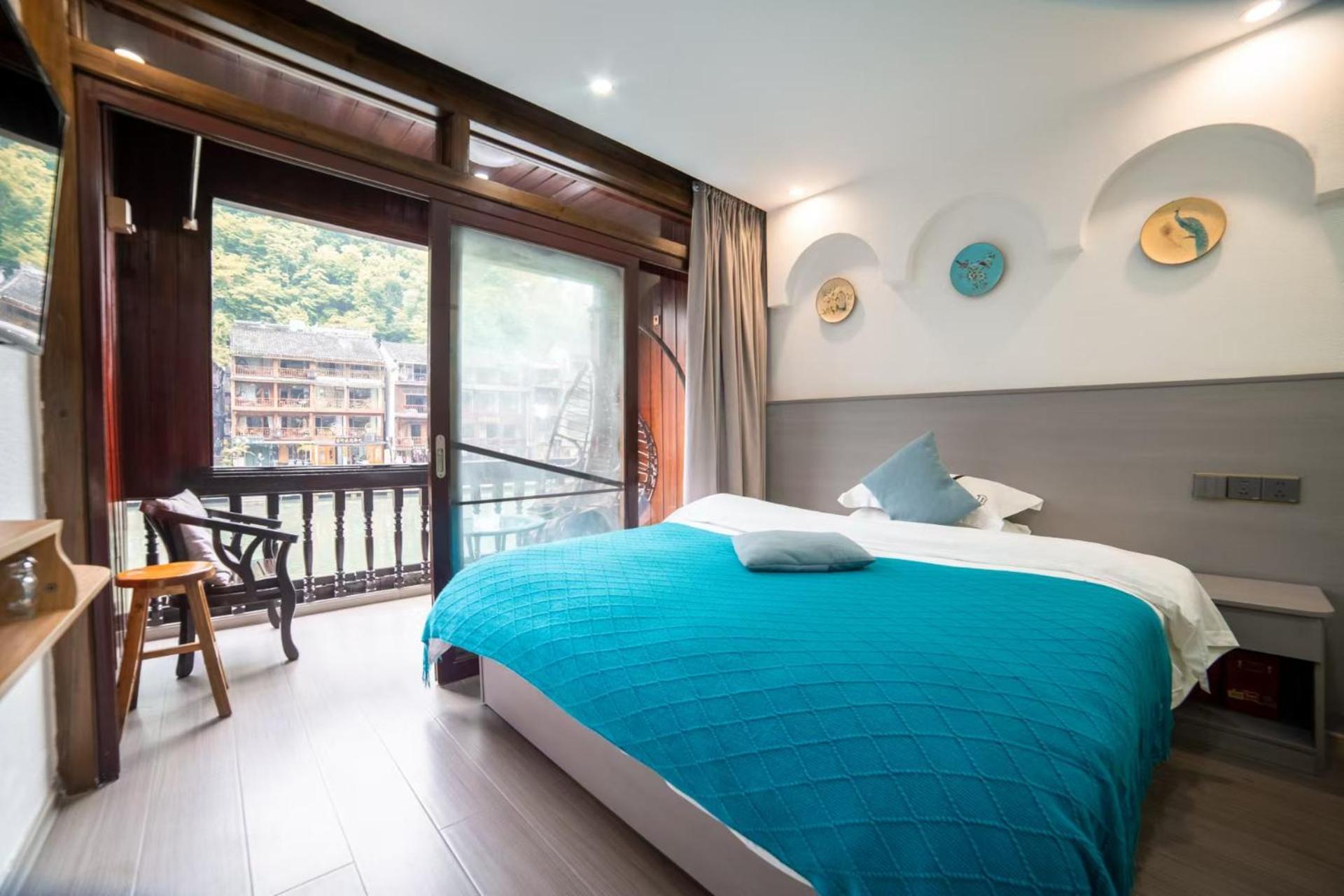 Fenghuang Ancient Town Lazy Cat Riverside Inn 외부 사진