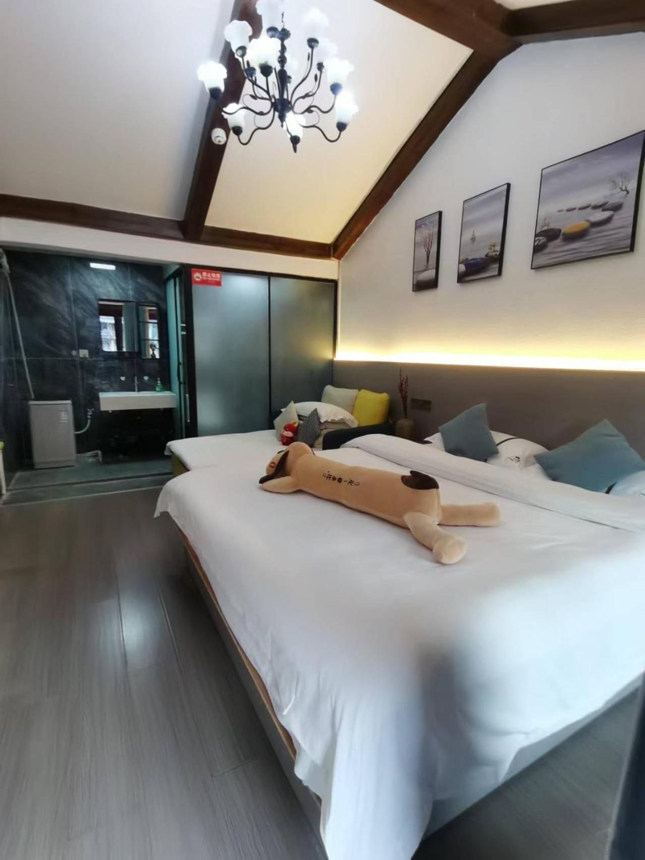 Fenghuang Ancient Town Lazy Cat Riverside Inn 외부 사진